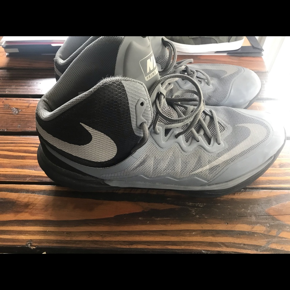 Nike Prime Hype DF II Basketball Shoe Grey Sz 12.5